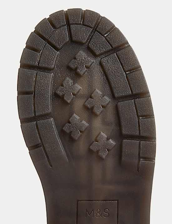 Kids' Light Up Boots (4 Small - 2 Large)