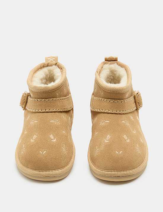 Embroidered Faux Fur Lined Suede Boots (4 Small - 2 Large)