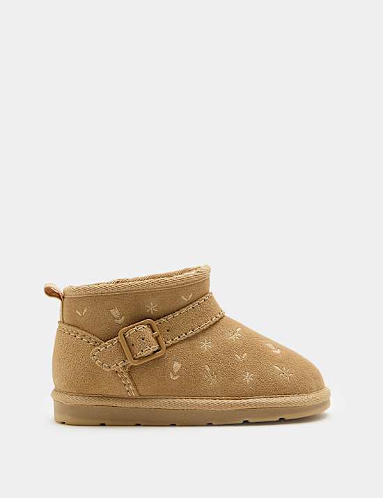 Embroidered Faux Fur Lined Suede Boots (4 Small - 2 Large)