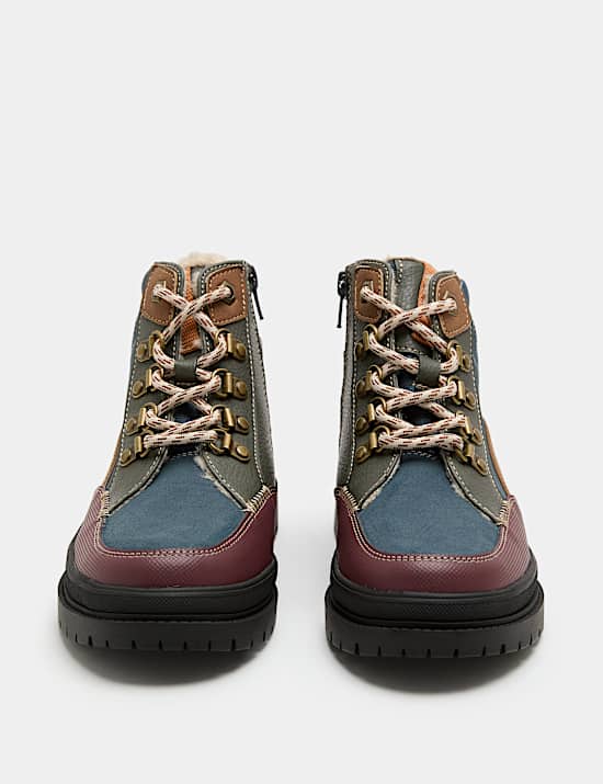 Bottines de marche enfant &agrave; lacets et motif color block (du 23 au 37)
