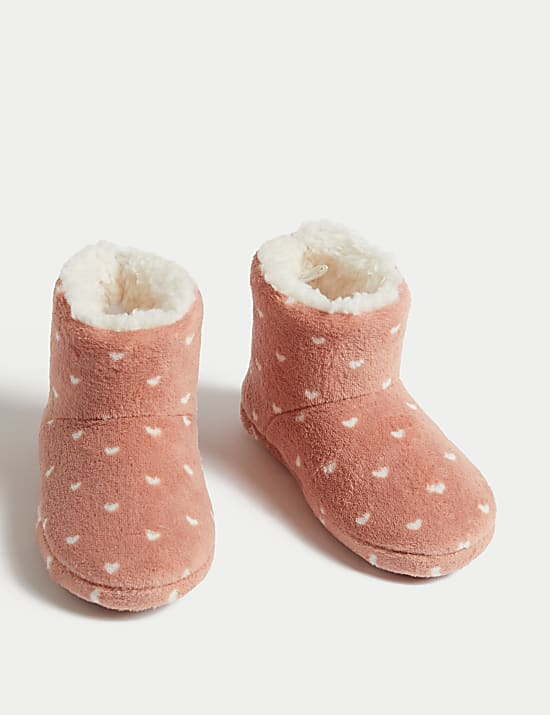Chaussons montants pour enfants &agrave; motif coeurs (du 20 au 39,5)