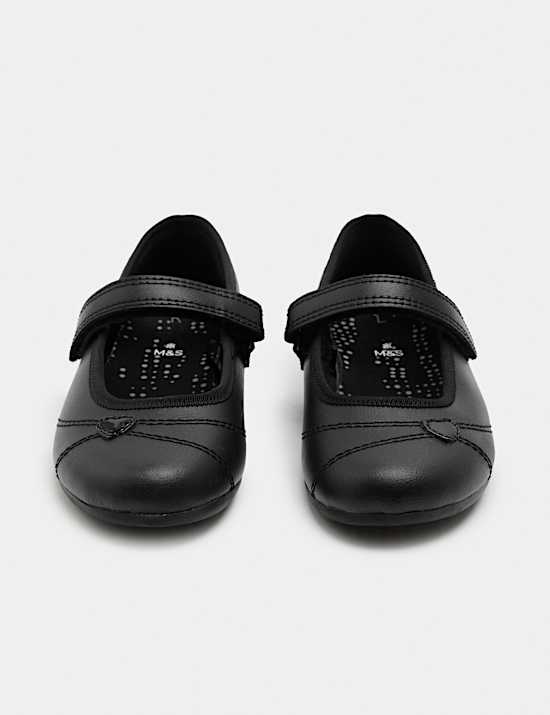 Schuhe für die schule