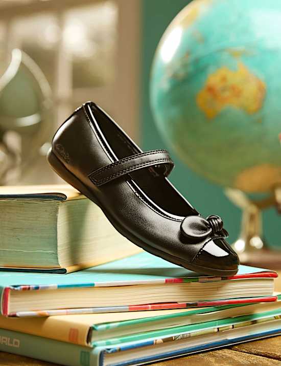 Kids' Leather Wedge Mary Jane School Shoes (2&frac12;  Large - 7 Large)