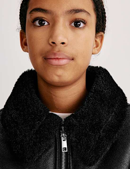 Veste &agrave; bordure en fausse fourrure (du 6 au 16 ans)