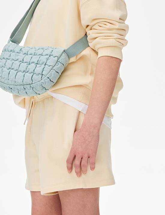 מכנסיים קצרים מבד עשיר בכותנה (6-‏16 שנים)