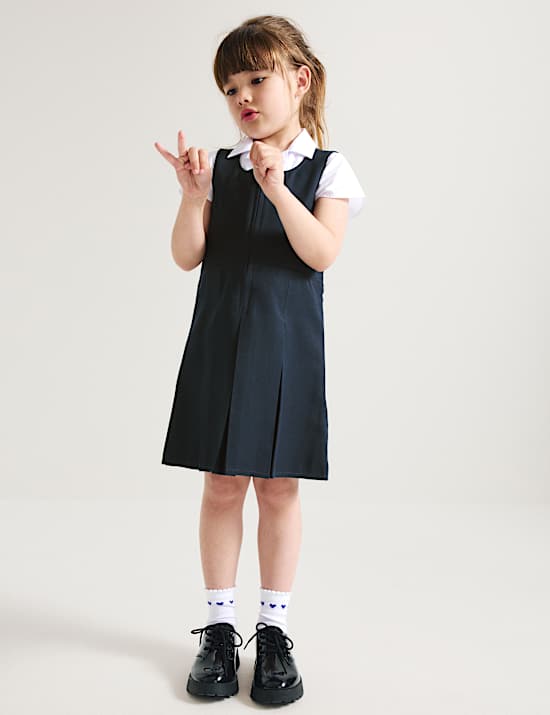 Dresses & pinafores
