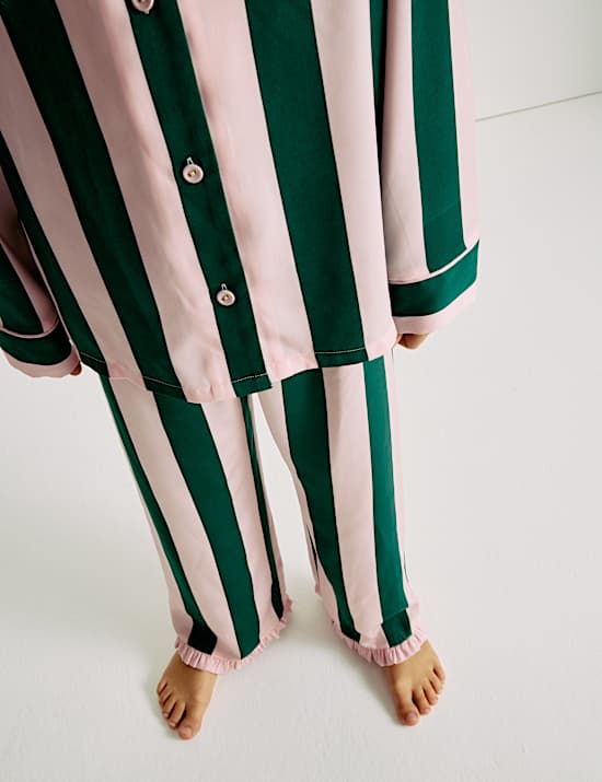 Satijnen pyjama met strepen (3-16 jaar)