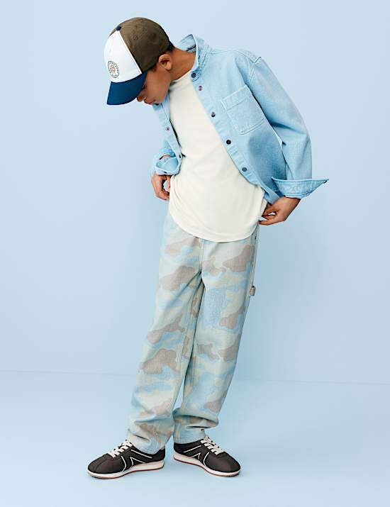 Jean coupe baggy &agrave; motif camouflage (du 2 au 16 ans)