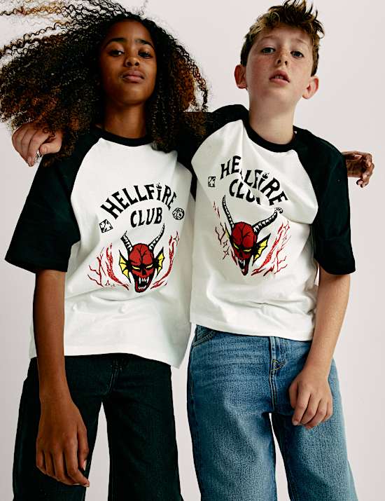 חולצת טי Stranger Things™‎ מכותנה טהורה (6-‏16 שנים)