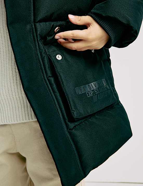 Dlouhý prošívaný kabát s kapucí (2-8 let)