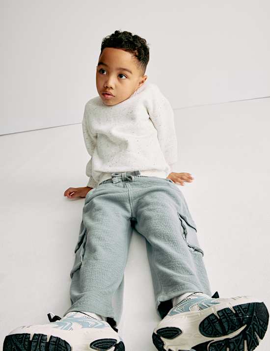 Pantalon cargo 100 % coton textur&eacute; (du 2 au 8 ans)