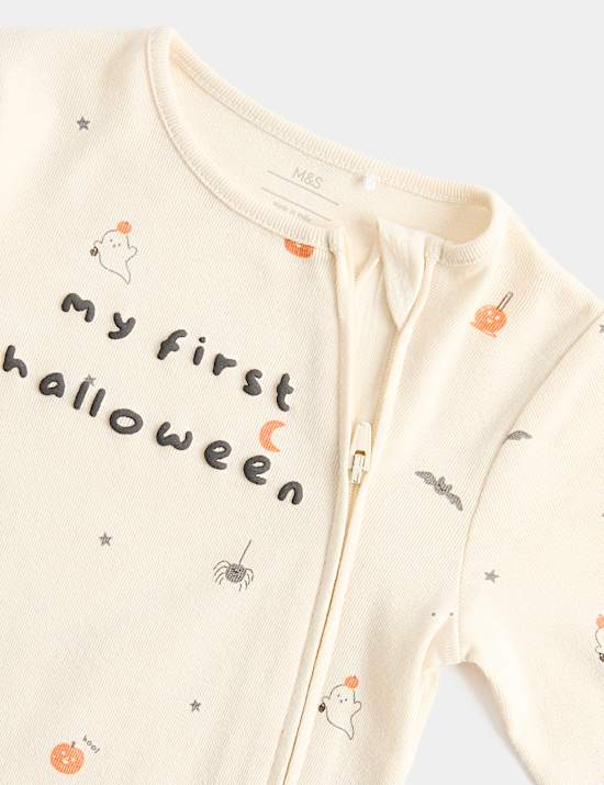 &bdquo;My First Halloween&ldquo;-Schlafanzug (0&ndash;9 Monate)