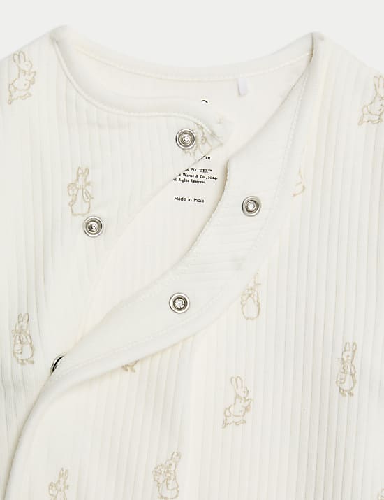 2pc Peter Rabbit™ Sleepsuit and Hat (7lbs-1 Yrs)