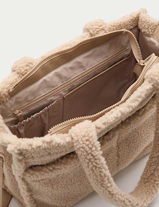 Ensemble sac &agrave; langer imitation peau de mouton