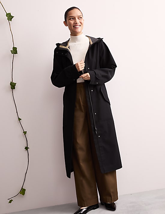 Imperméable en sergé à capuche