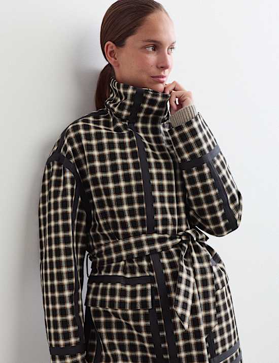 Waterproof Checked Hooded Short Raincoat