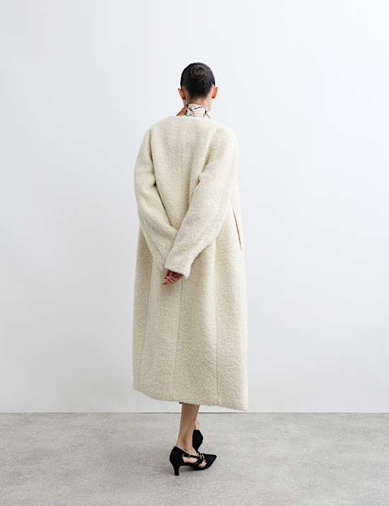 Manteau en laine bouclée avec mohair sans col