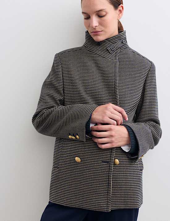 Korte jas van zuivere merinowol met geometrisch motief