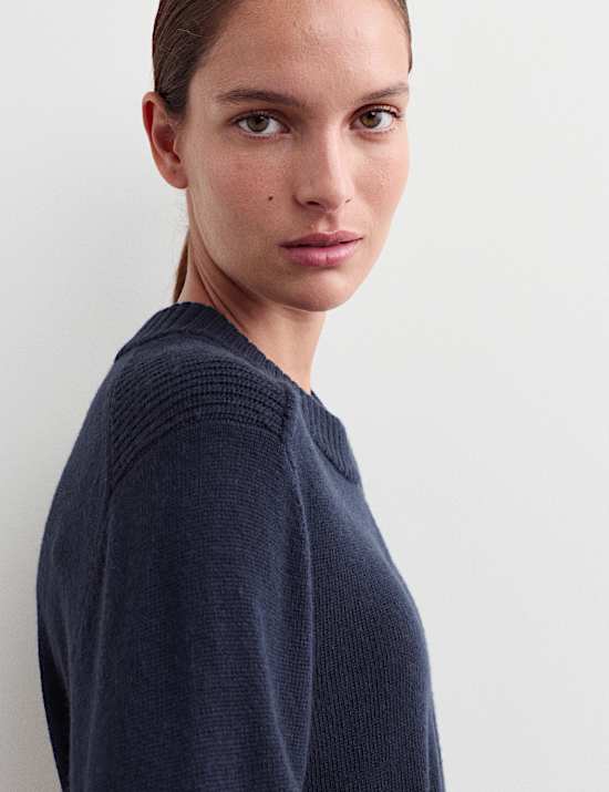 Pull 100 % laine d'agneau &agrave; encolure ronde