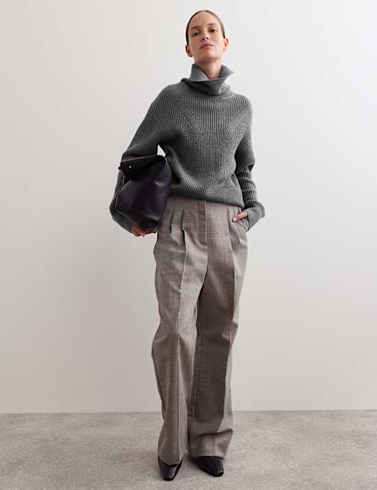 Pull 100 % laine m&eacute;rinos &agrave; col roul&eacute;