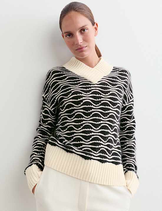 Wool Rich Textured V-Neck Jumper