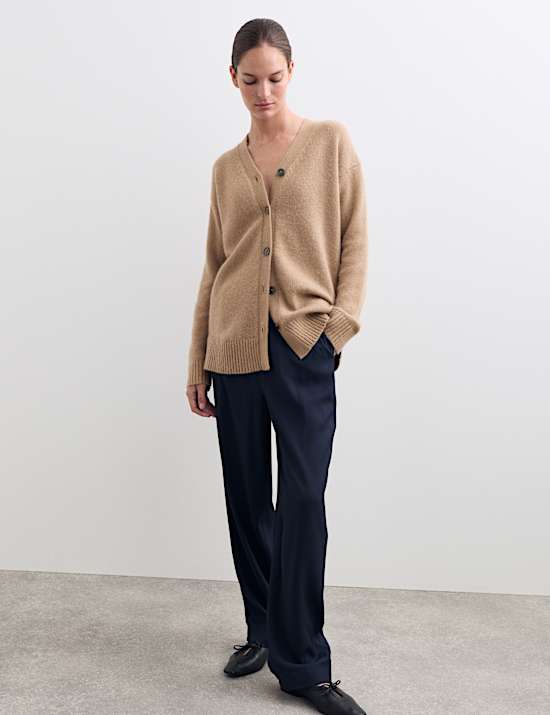 Gilet coupe décontractée en mohair mélangé à col en V