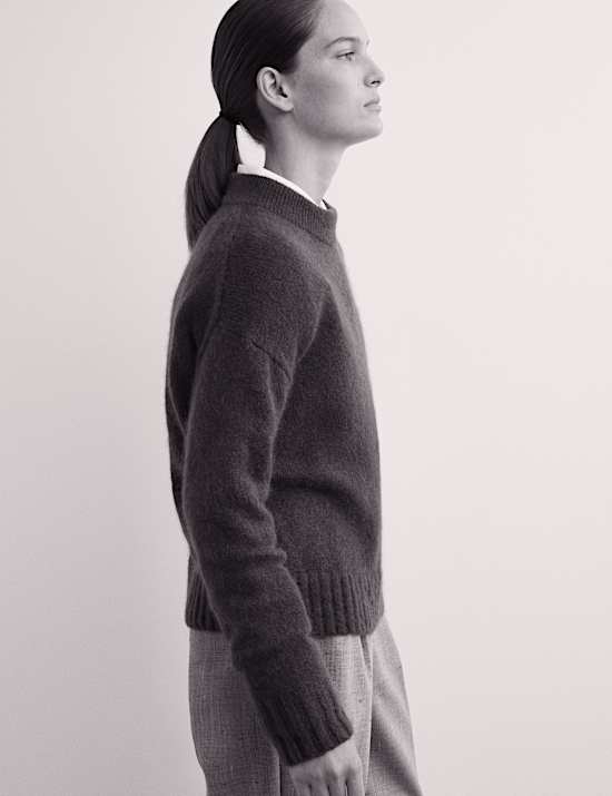 Pull en laine mohair mélangé à col cheminée