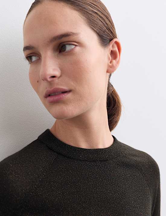 Μεταλλιζέ πουλόβερ σε χαλαρή γραμμή με υψηλή περιεκτικότητα σε μαλλί Merino