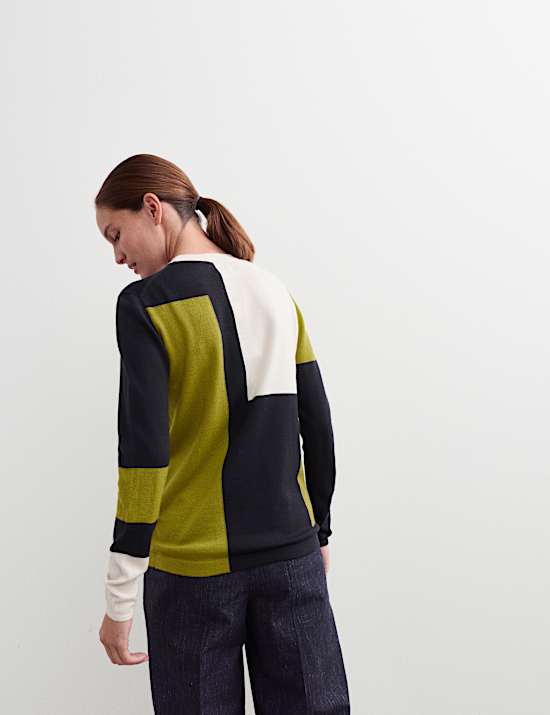 Pull 100 % laine de m&eacute;rinos &agrave; motif color block