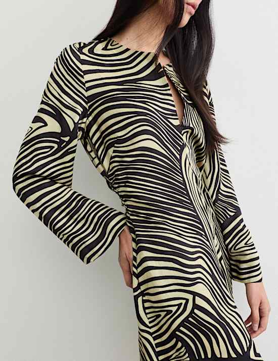 Pure Viscose Printed Notch Neck Knee Length Shift Dress