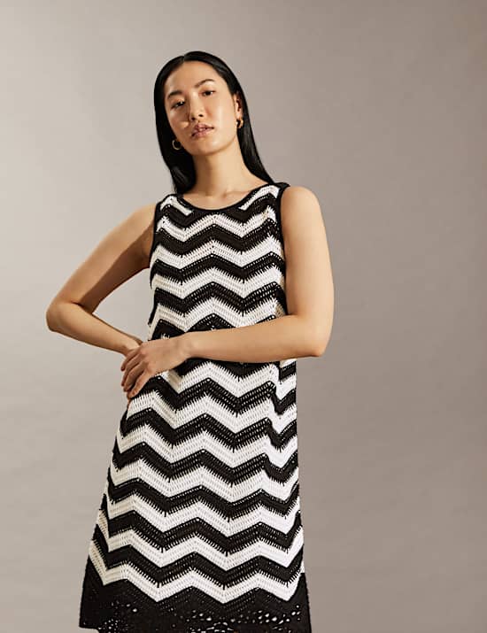 Robe midi style tube en coton &agrave; rayures