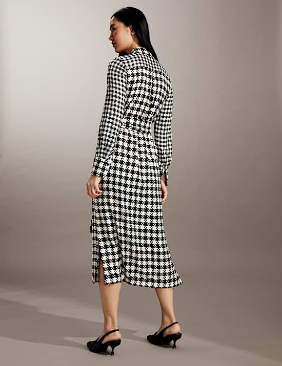 Robe midi style chemise 100&nbsp;% soie avec imprim&eacute;