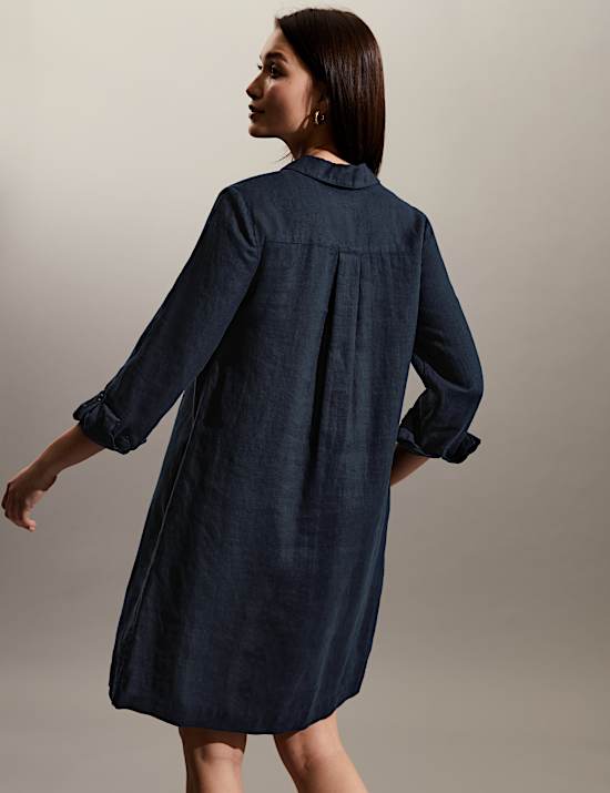 שמלה רב-עונתית באורך הברך מפשתן טהור עם צווארון וי