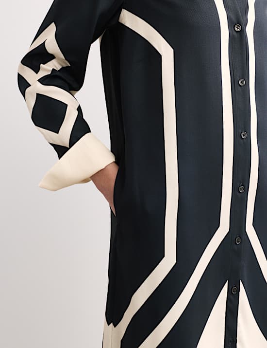 Vestido camisero por la rodilla de dise&ntilde;o geom&eacute;trico