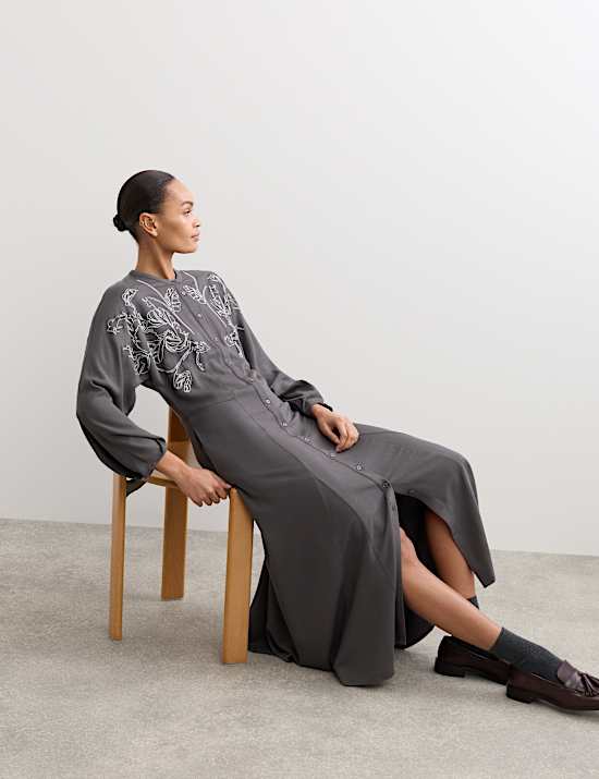 Geborduurde midi-skaterjurk met wol