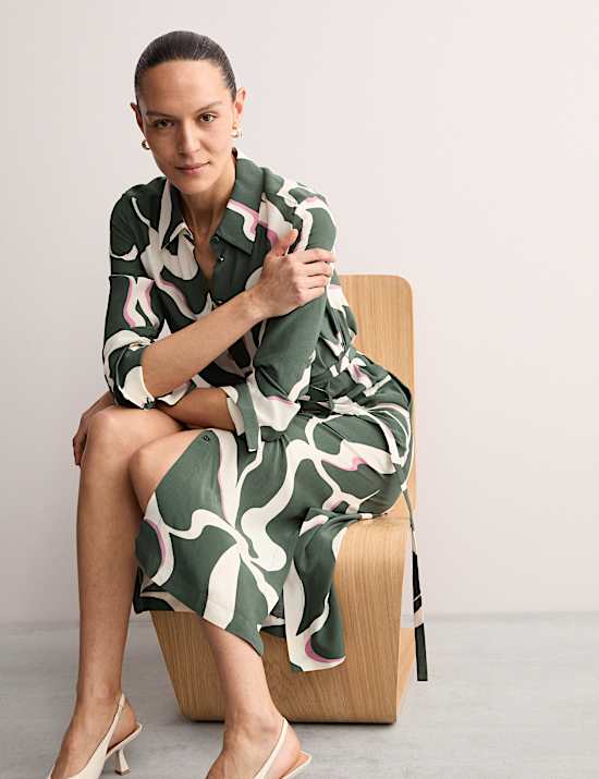 Robe midi style chemise avec imprim&eacute; et ceinture