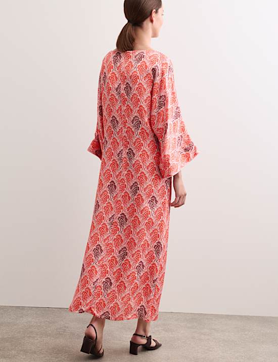 Jellyfish Print V-Neck Maxi Shift Dress