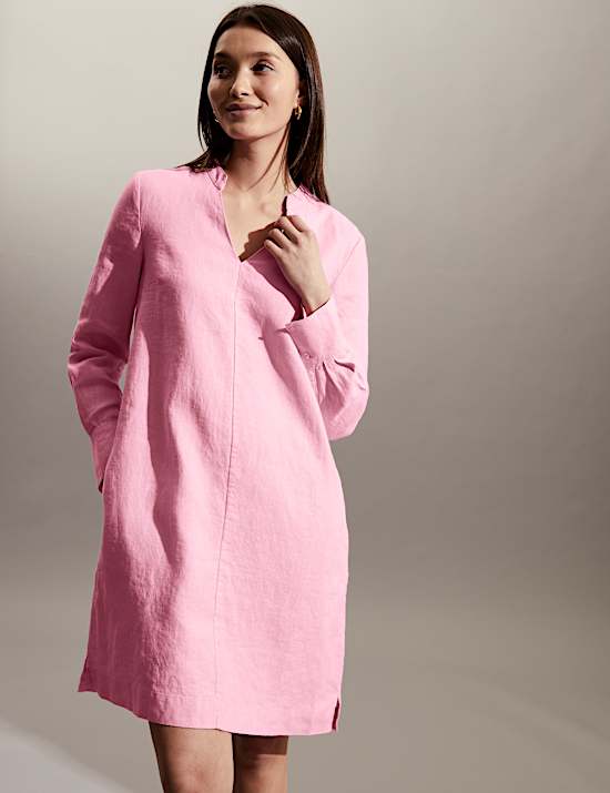 Robe tube 100&nbsp;% lin longueur genou &agrave; col V