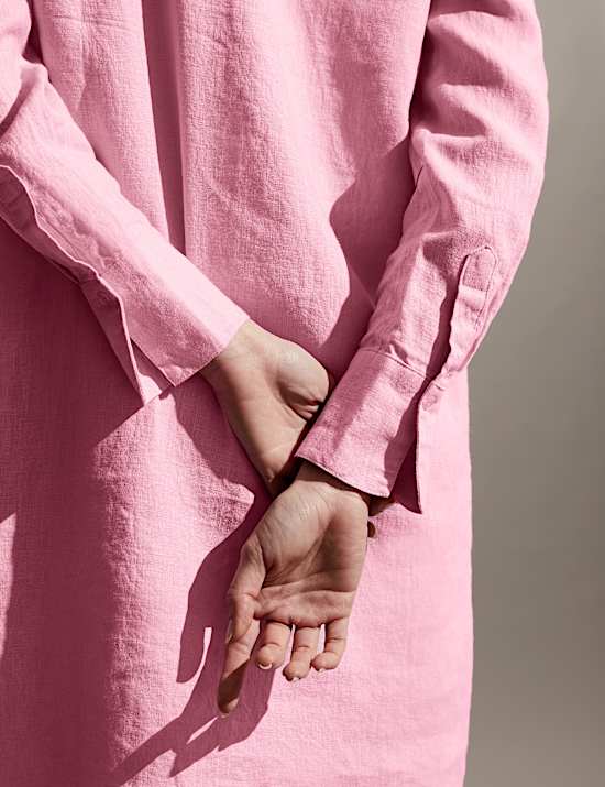 Robe tube 100&nbsp;% lin longueur genou &agrave; col V