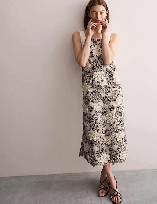 Gebloemde midi-kokerjurk