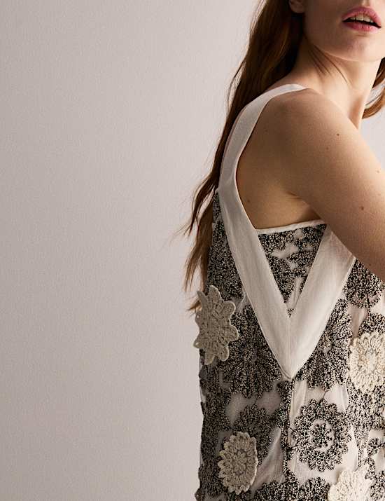 Gebloemde midi-kokerjurk