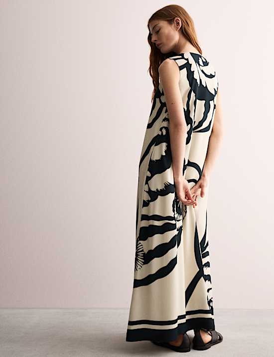 Midi-kolomjurk met V-hals en bloemmotief