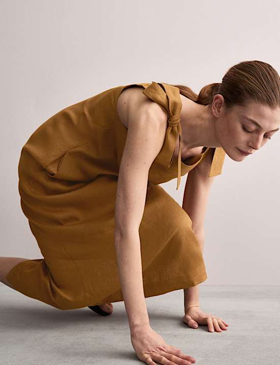 Μίντι φόρεμα με τιράντες που δένουν και τετράγωνη λαιμόκοψη από 100% λινό