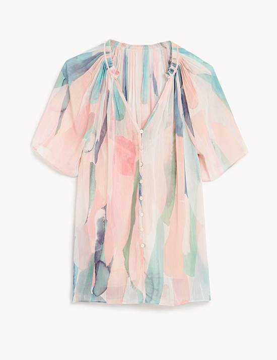 Blouse transparente &agrave; manches courtes et col V avec imprim&eacute;