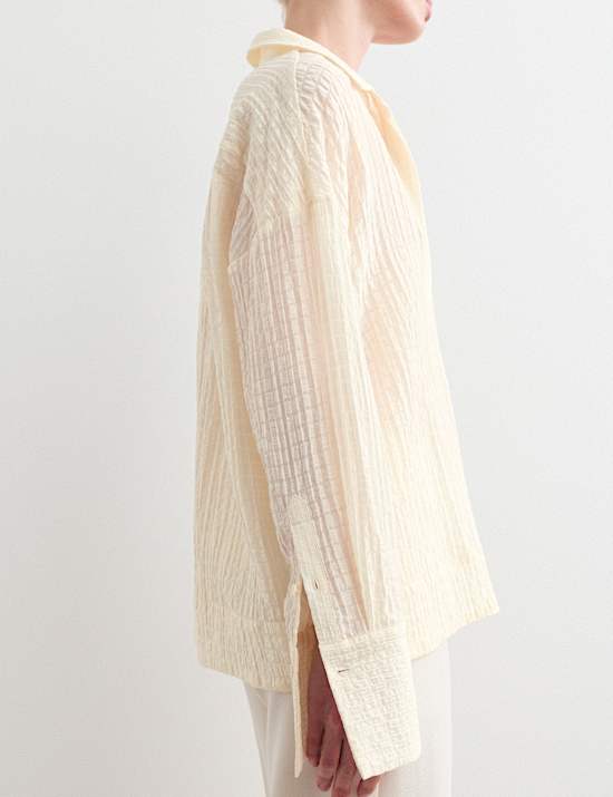 Chemise pliss&eacute;e coupe d&eacute;contract&eacute;e en lyocell