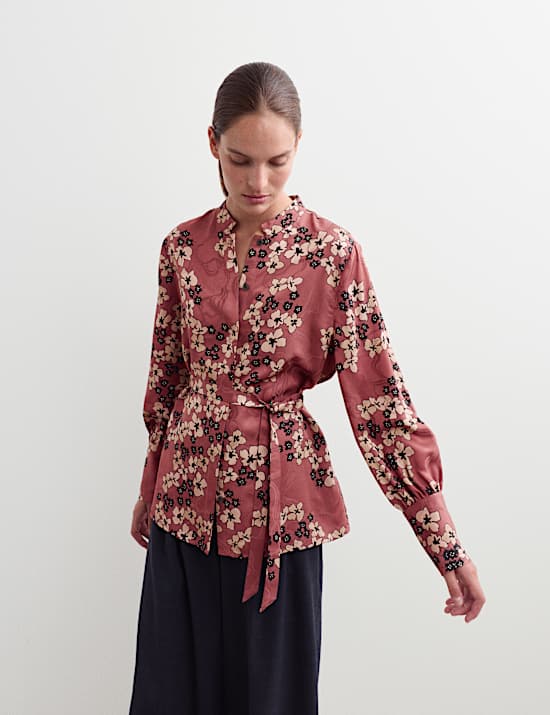 Floral Print Jacquard Collared Blouse