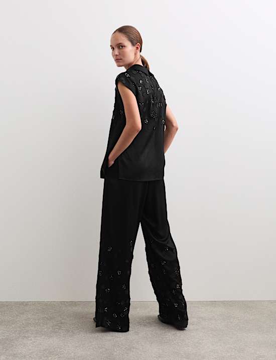 Top à col cheminée avec décoration