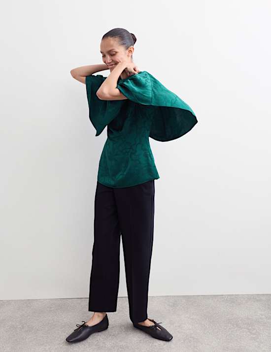 Jacquard Round Neck Cape Top