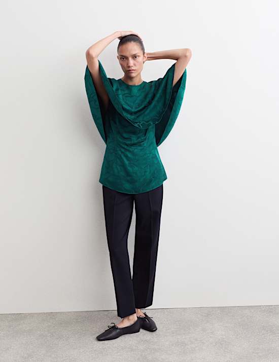 Jacquard Round Neck Cape Top