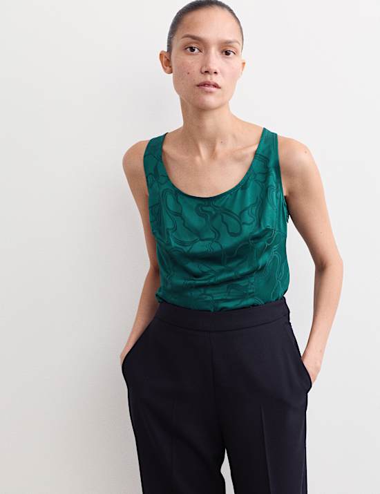 Jacquard Round Neck Cape Top